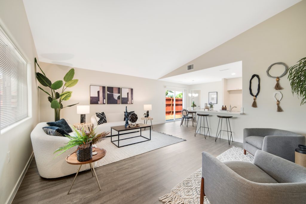 Los Angeles, CA – Importance of Basic Home Staging Services from a Stager - Bionki Interiors