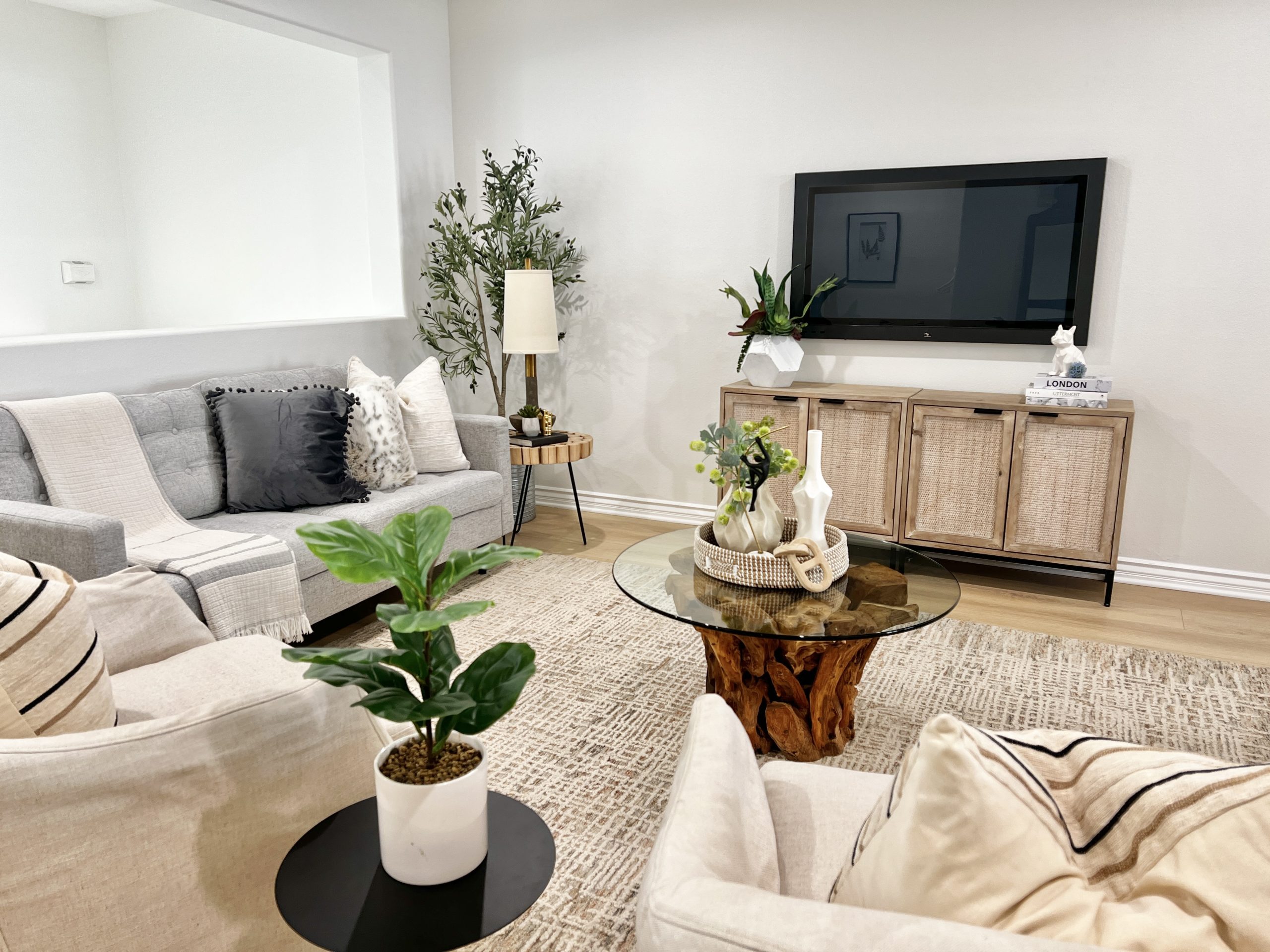 Ontario, CA – Residential Staging for Apartments, Duplexes, Condos, & More - Bionki Interiors