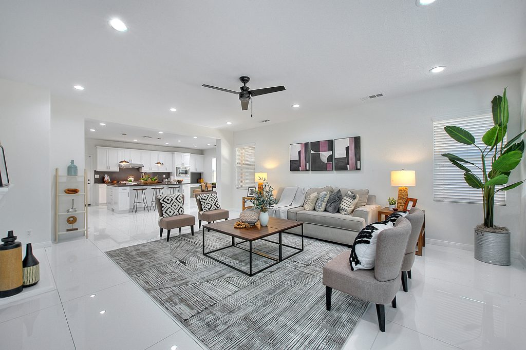 Anaheim, CA – Some Drawbacks of Virtual Staging vs. Traditional Home Staging - Bionki Interiors