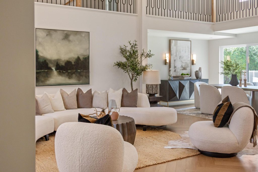 Anaheim, CA – Stagers Tips on Staging Luxury Homes Without Overwhelming Buyers - Bionki Interiors